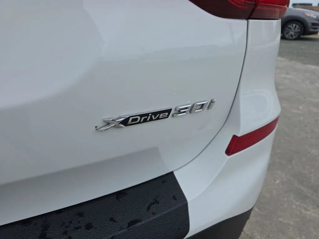 Used 2019 BMW X3 xDrive30i w/ Executive Package image 11