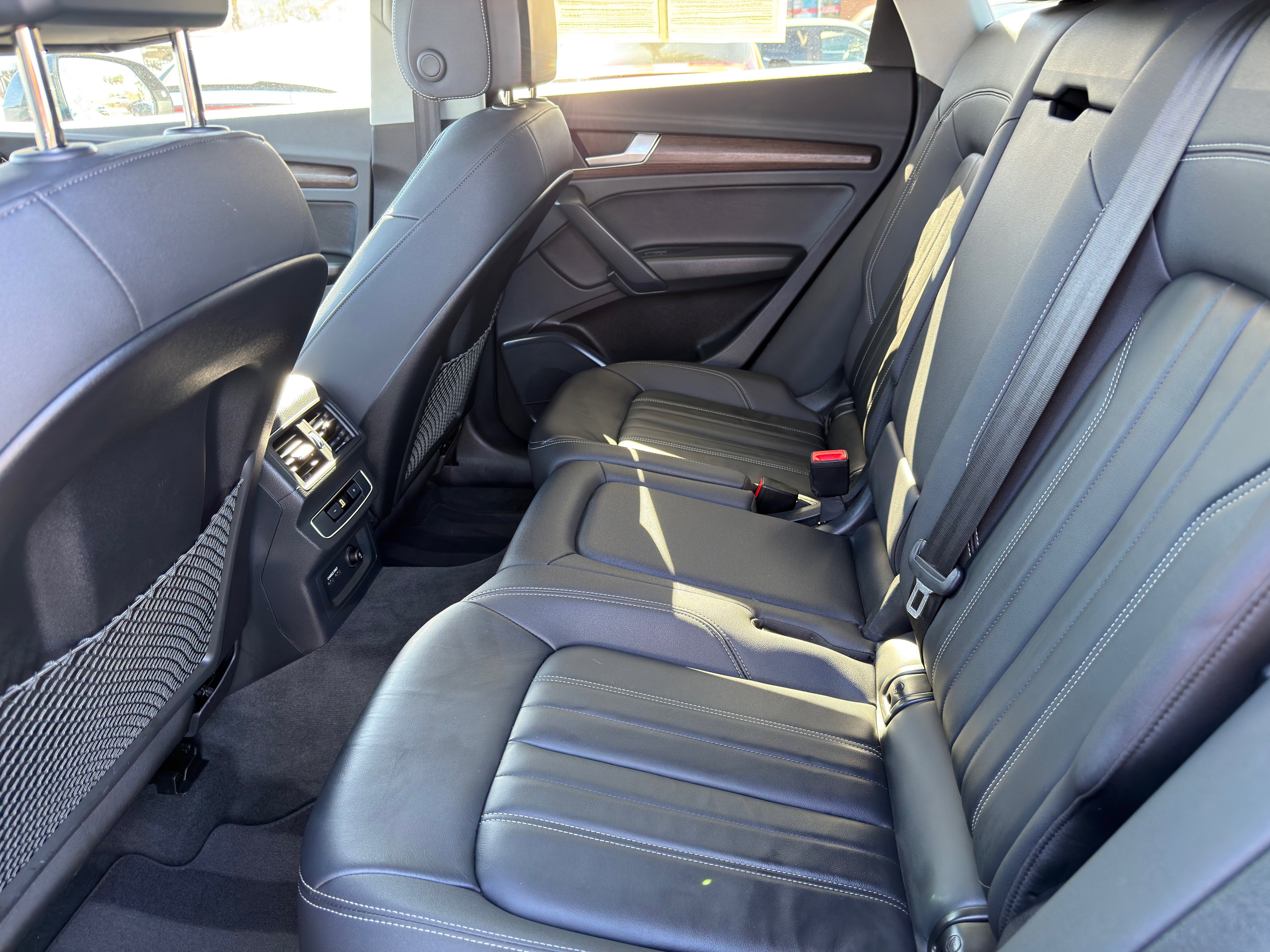 Used 2023 Audi Q5 2.0T Premium image 16