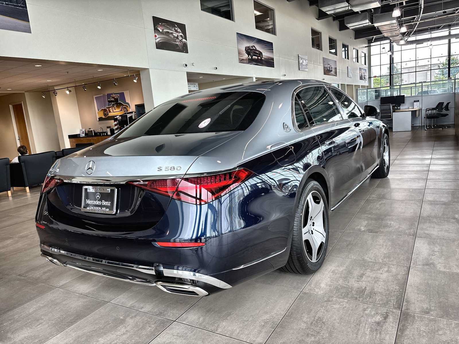New 2026 Mercedes-Benz Maybach S 580 4MATIC image 8