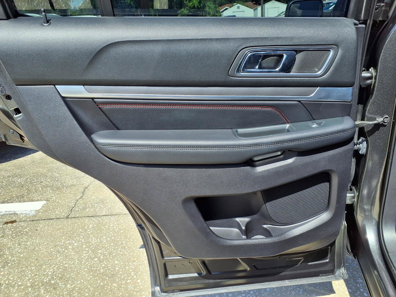 Used 2019 Ford Explorer Sport w/ Equipment Group 401A AWD/4WD image 19
