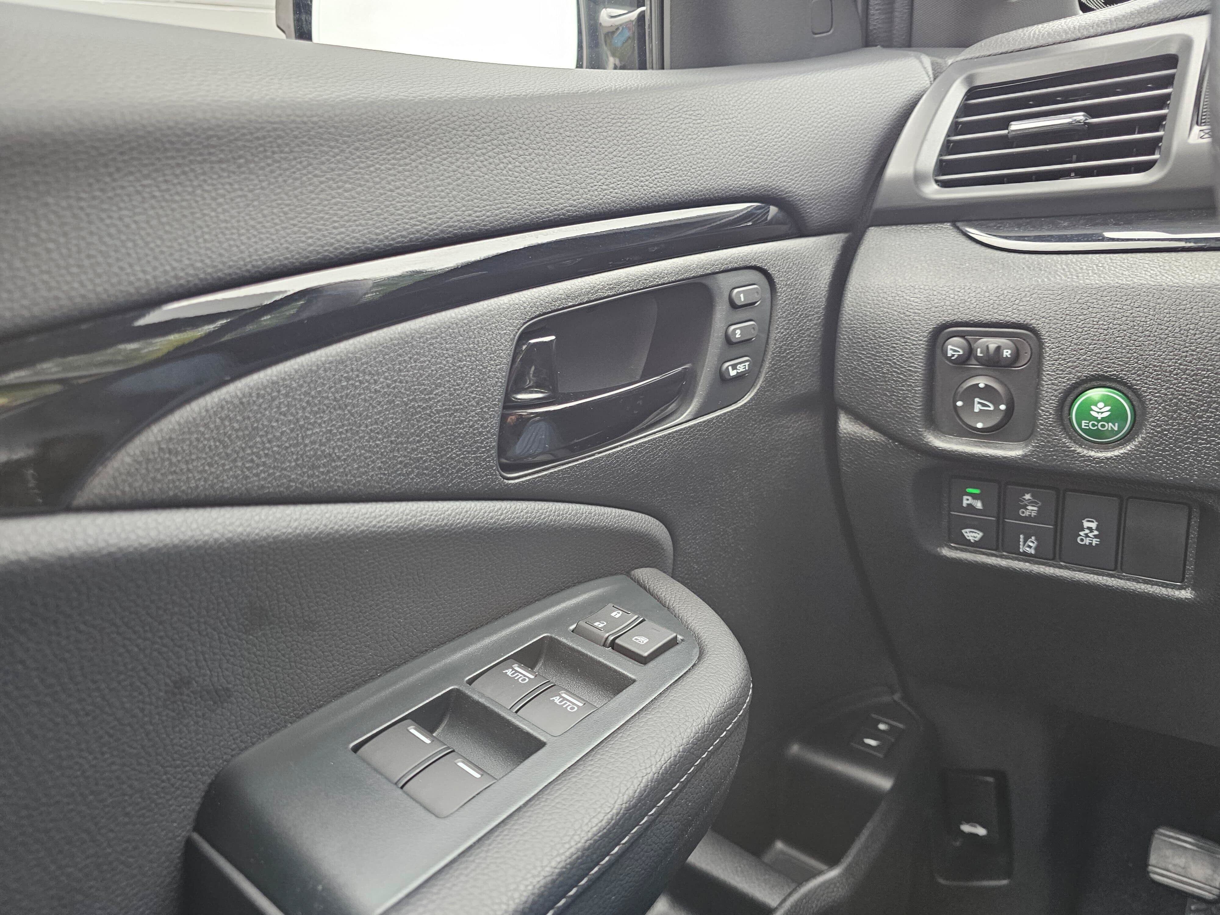 Used 2023 Honda Passport Elite image 33