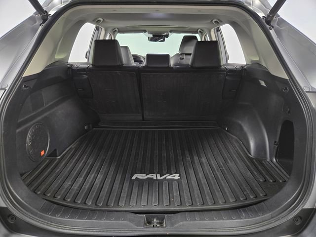 Used 2020 Toyota RAV4 Limited image 26