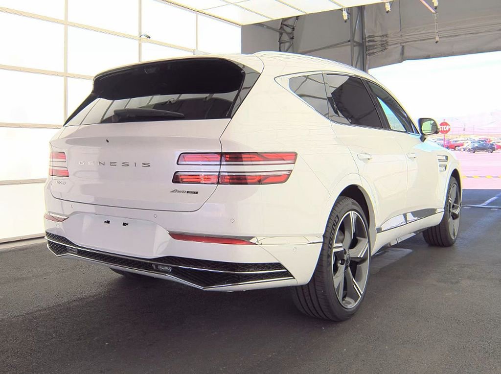 Used 2026 Genesis GV80 3.5T Prestige image 3