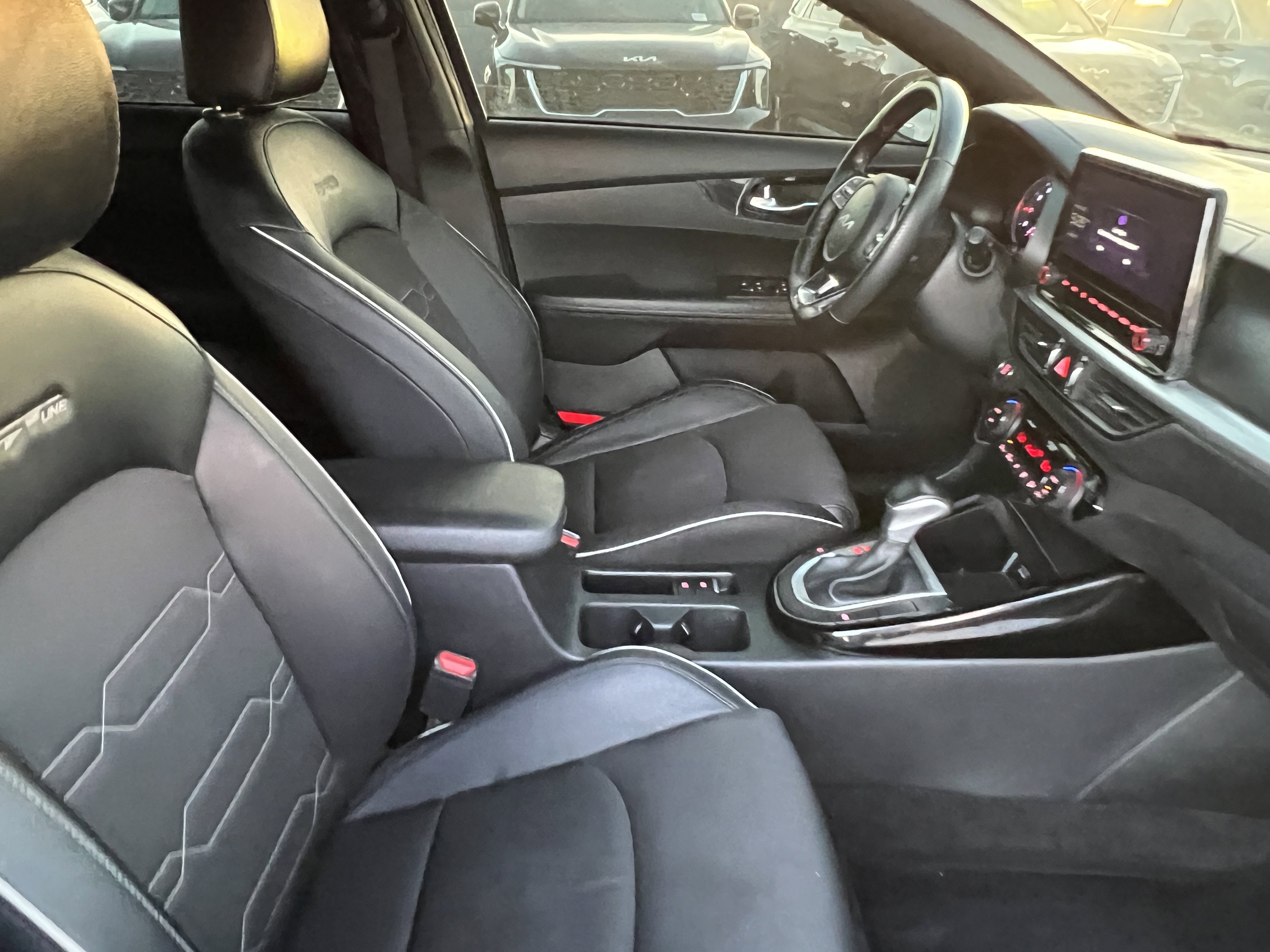 Certified 2024 Kia Forte GT-Line image 12