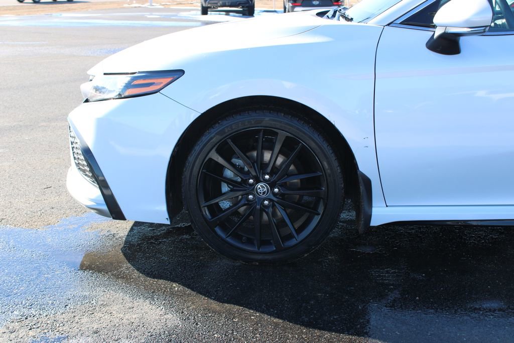 Used 2023 Toyota Camry XSE image 18