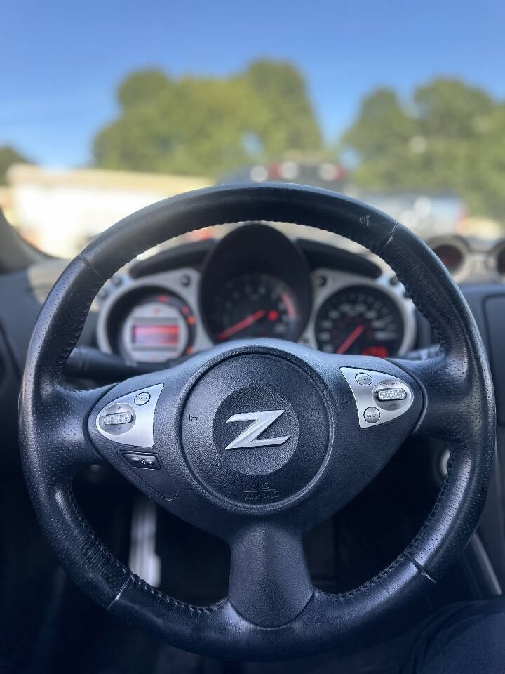 Used 2012 Nissan 370Z Coupe w/ Sport Pkg RWD image 18