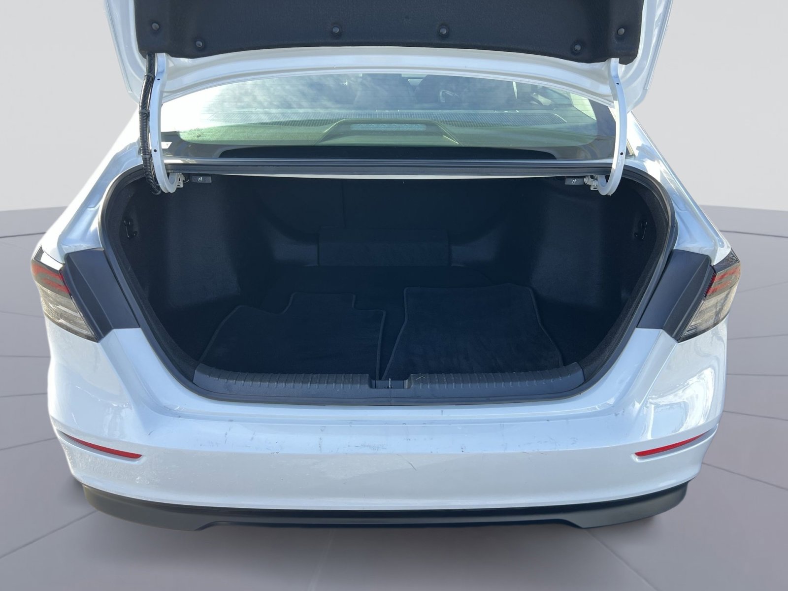 Used 2024 Honda Accord EX image 25