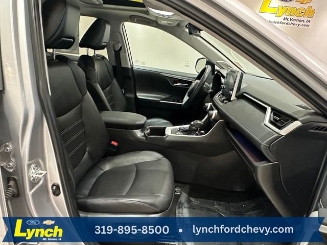 Used 2022 Toyota RAV4 Limited w/ Limited Grade Weather Package AWD/4WD image 7