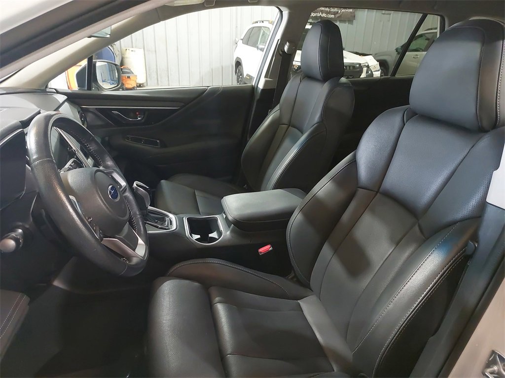Used 2022 Subaru Outback Limited image 15