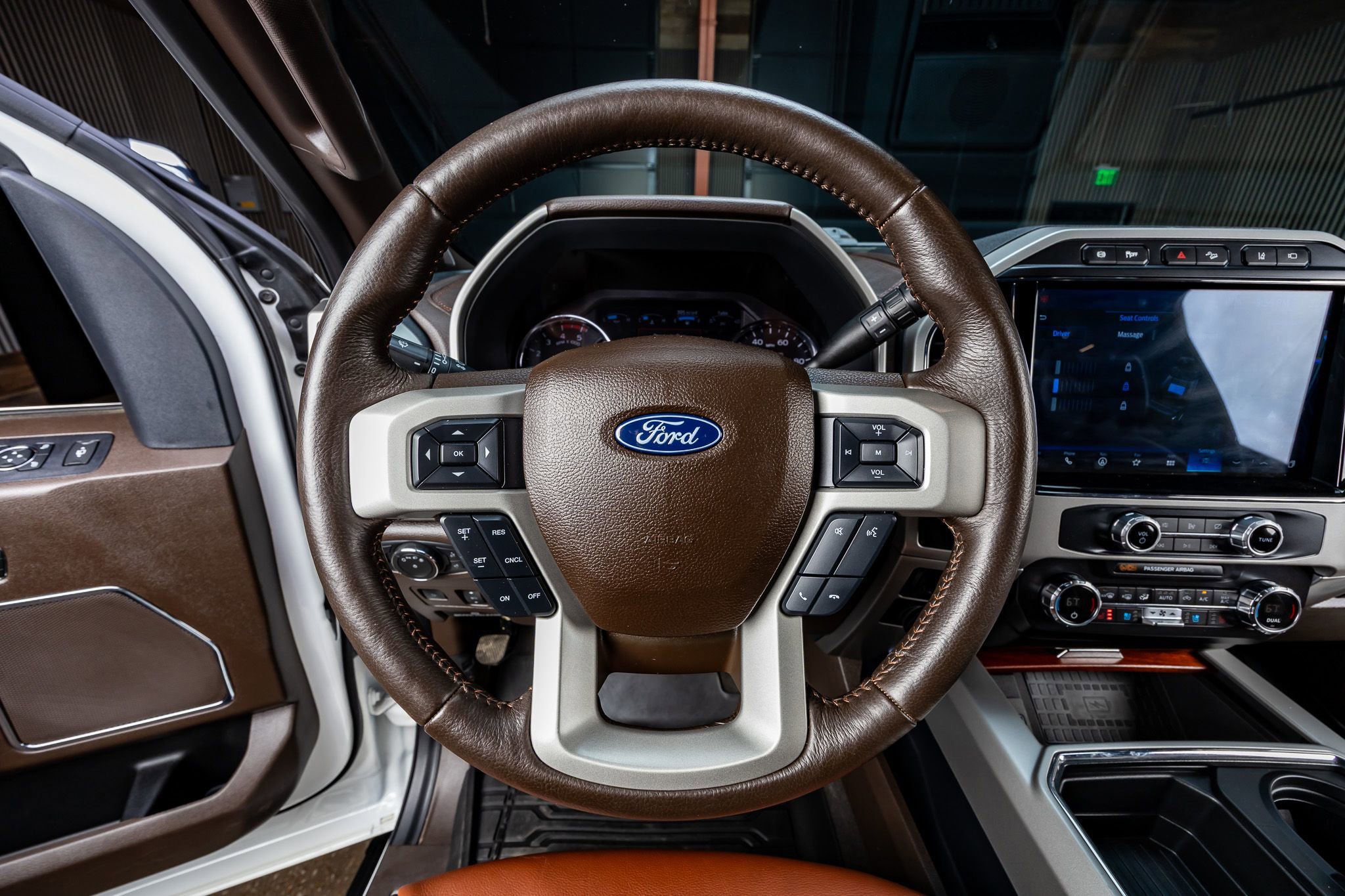 Used 2022 Ford F450 King Ranch w/ King Ranch Ultimate Package image 19