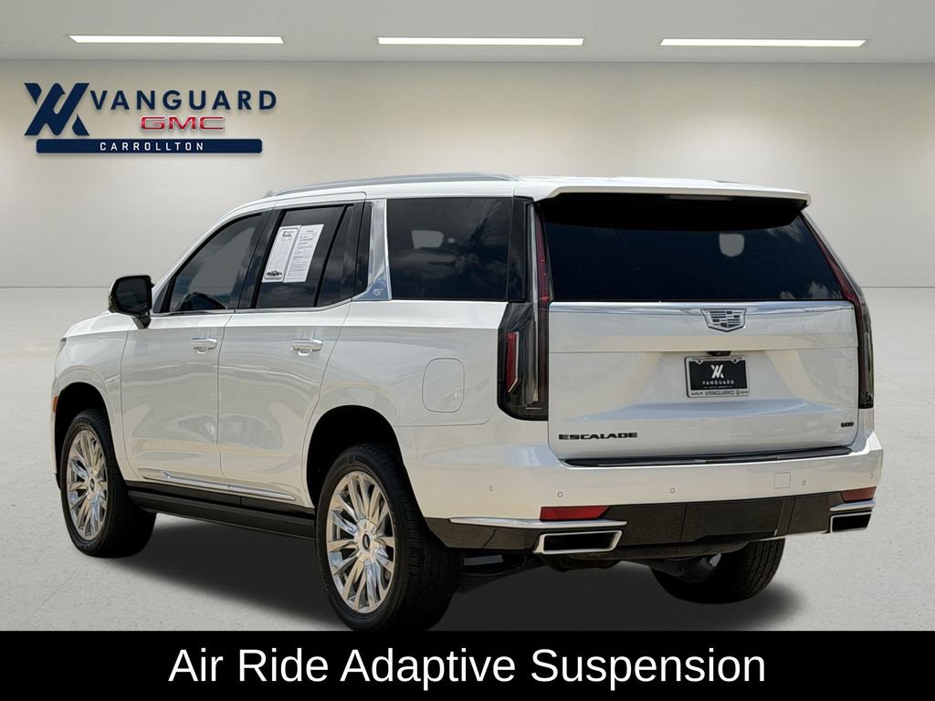 Used 2024 Cadillac Escalade Premium Luxury w/ Performance Package AWD/4WD image 7