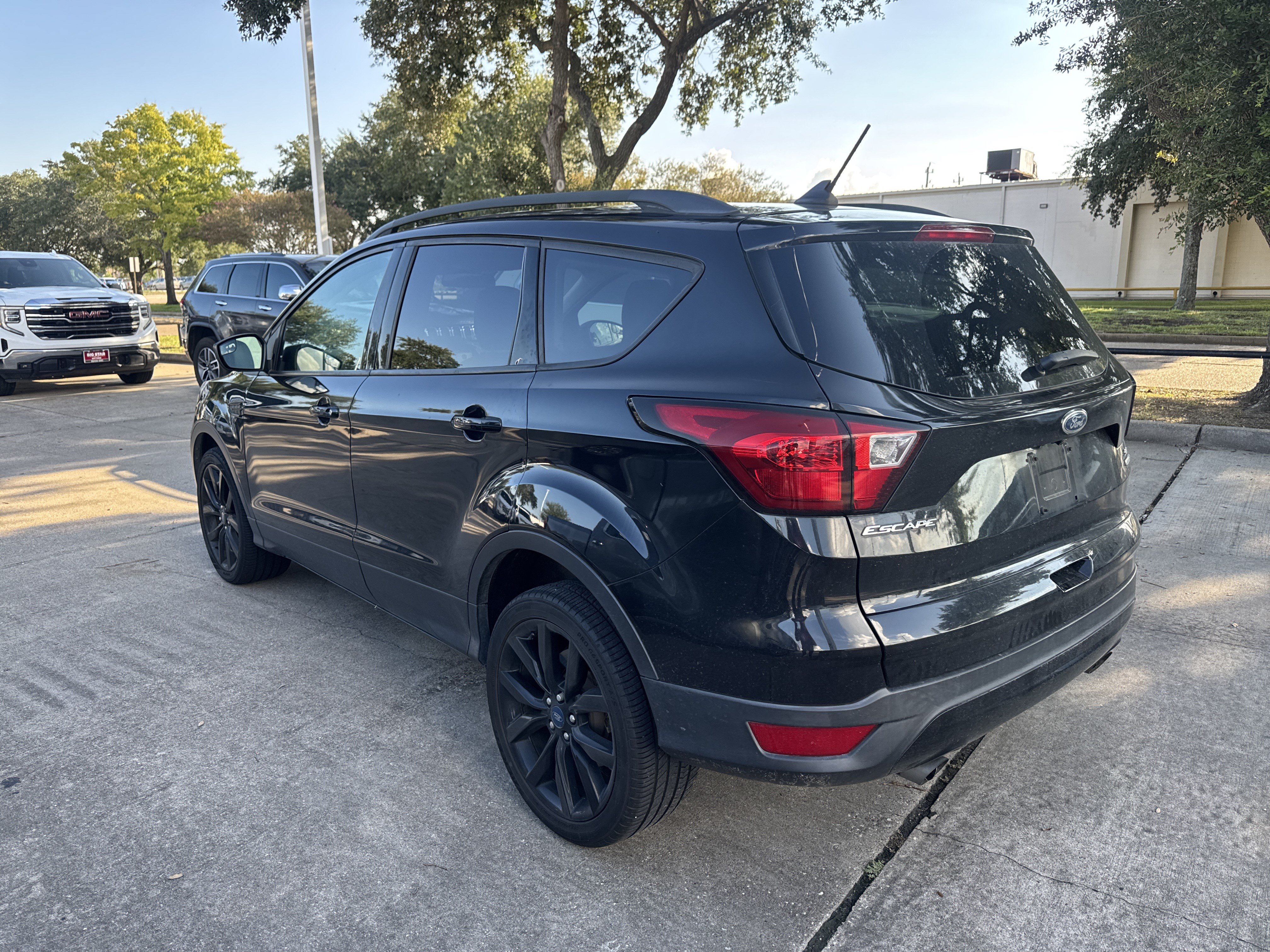 Used 2019 Ford Escape SE AWD/4WD image 9