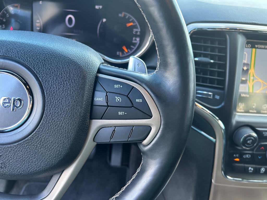Used 2017 Jeep Grand Cherokee Limited image 27