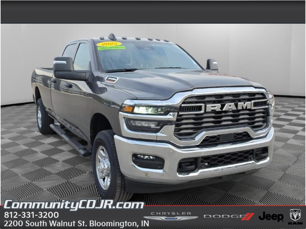 Used 2025 RAM 3500 Tradesman AWD/4WD image 1