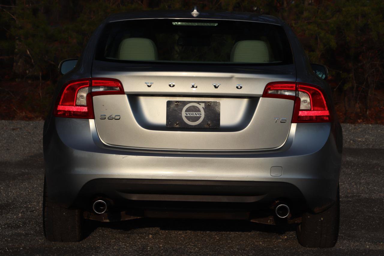 Used 2013 Volvo S60 T5 image 4
