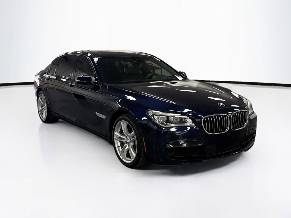 Used 2015 BMW 750Li image 3