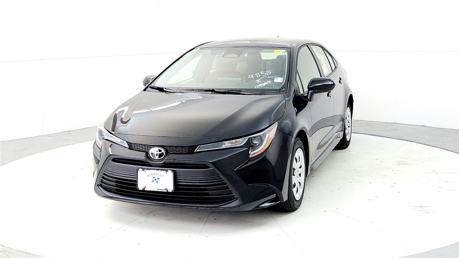 New 2026 Toyota Corolla LE FWD image 2