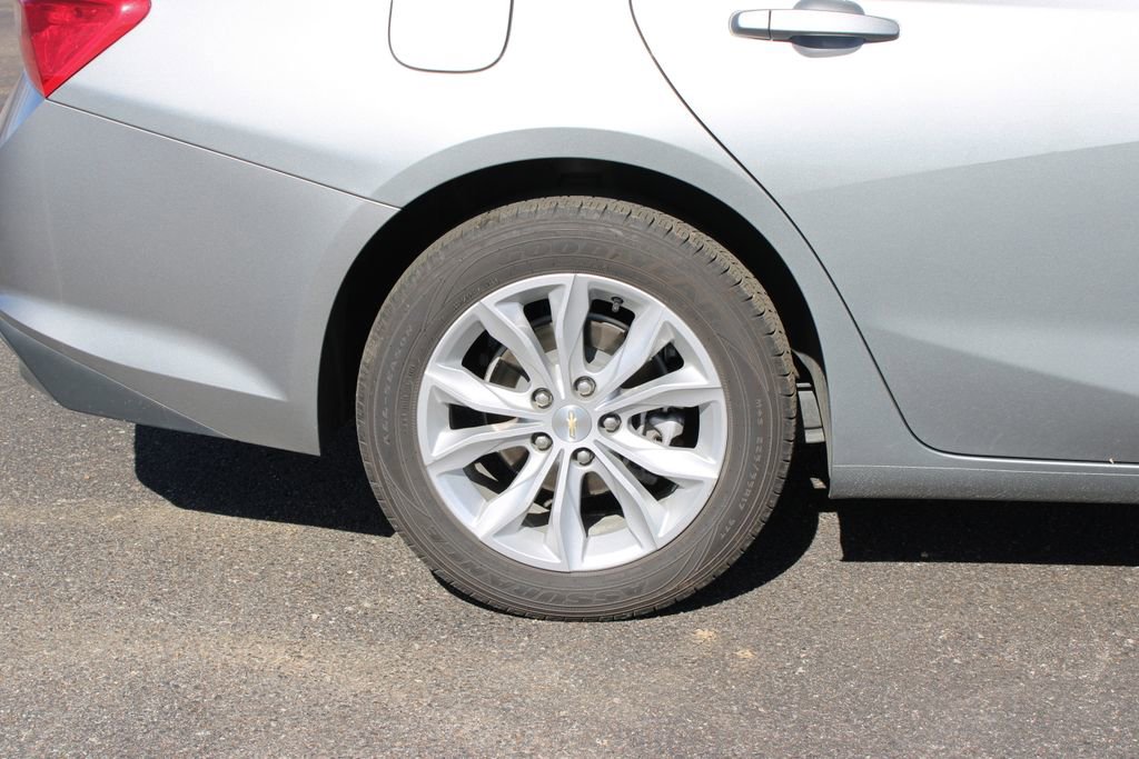 Used 2024 Chevrolet Malibu LT image 12