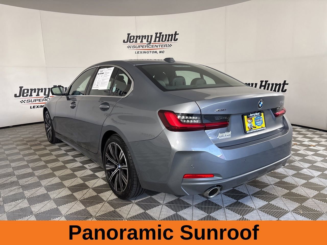 Used 2025 BMW 330i xDrive Sedan AWD/4WD image 7