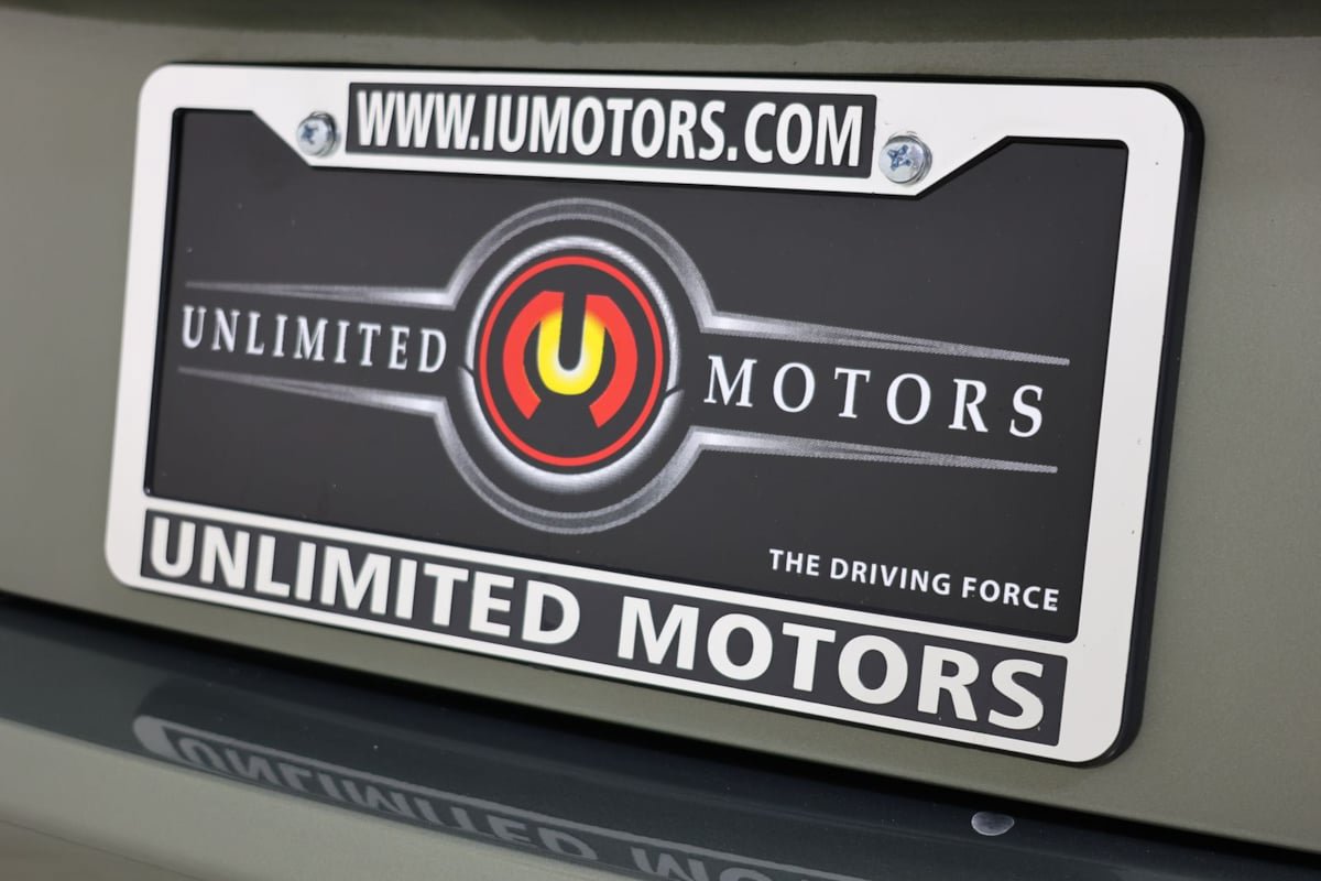 Used 2024 Lexus ES 300h Ultra Luxury w/ Accessory Package (Z2) FWD image 20