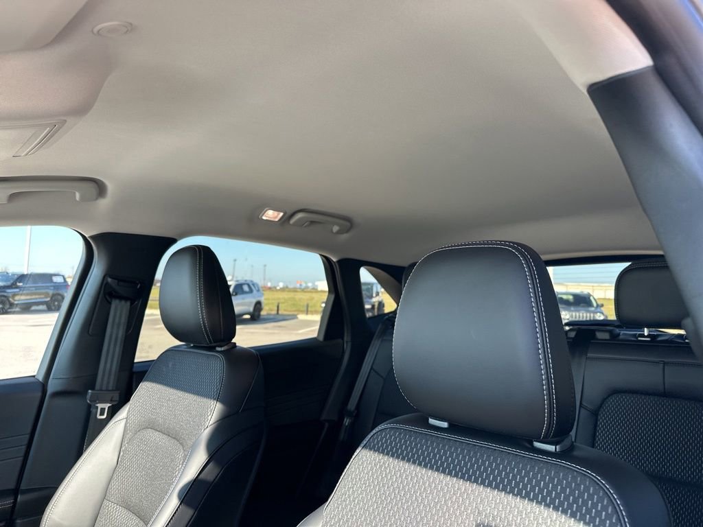 New 2026 Ford Escape SE image 14