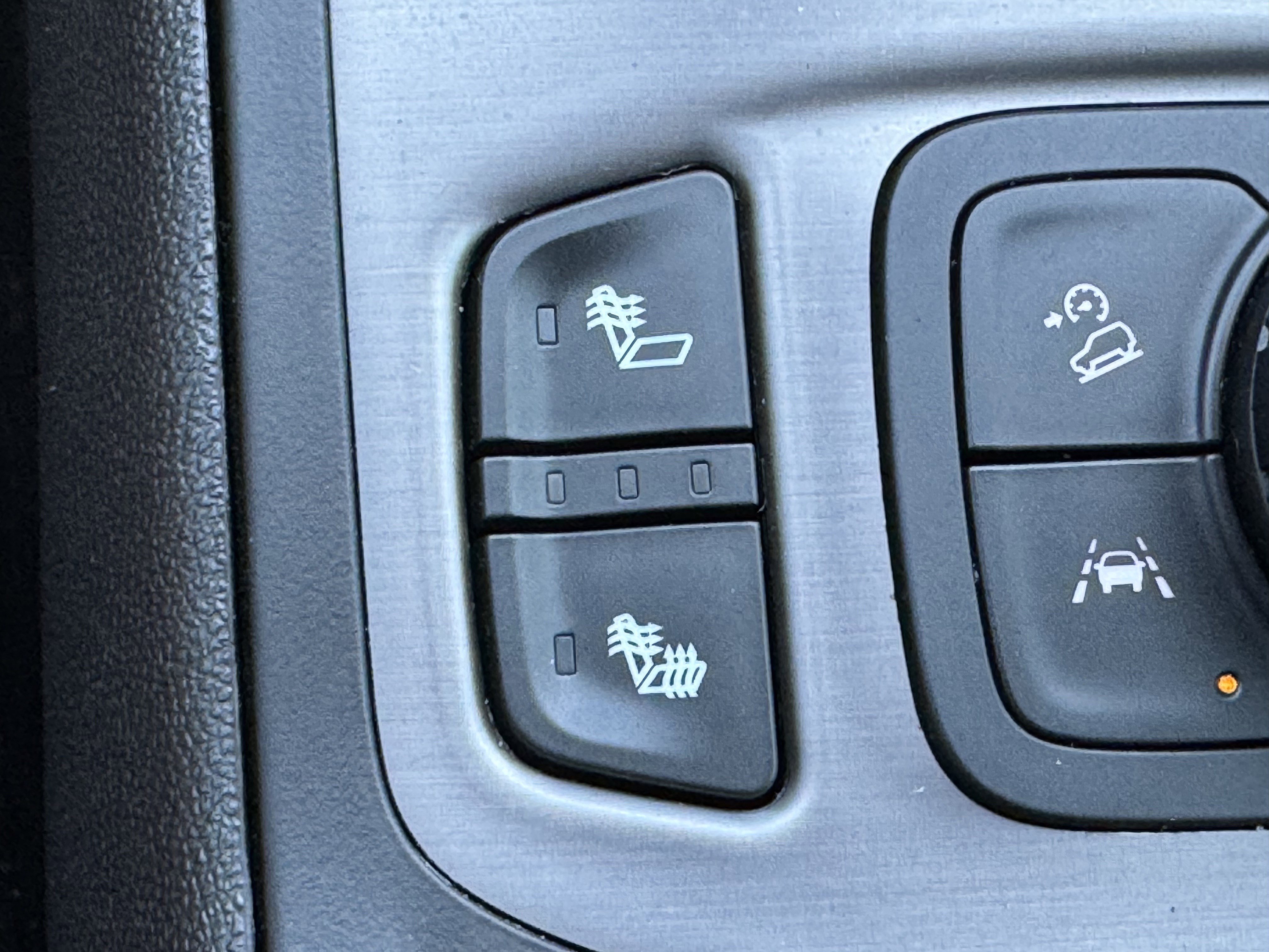 Used 2024 GMC Terrain AT4 image 22