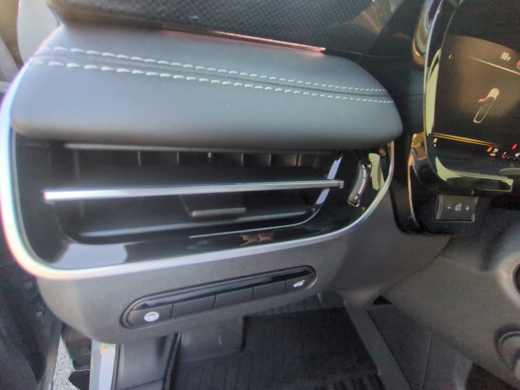 New 2027 INFINITI QX65 Sport w/ Cargo Package AWD/4WD image 13