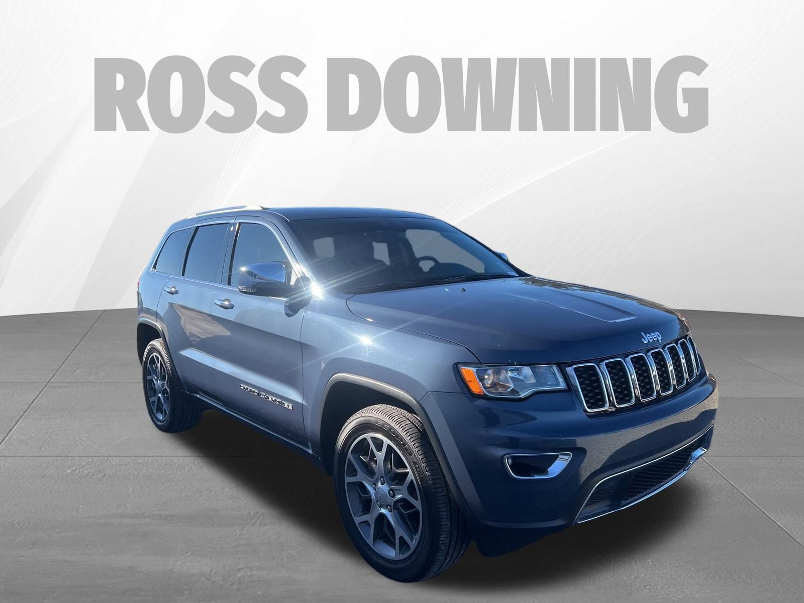 Used 2019 Jeep Grand Cherokee Limited w/ Trailer Tow Group IV image 3