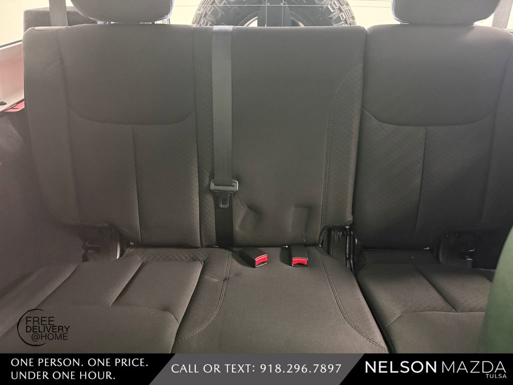 Used 2015 Jeep Wrangler Unlimited Sport w/ Quick Order Package 24S AWD/4WD image 33