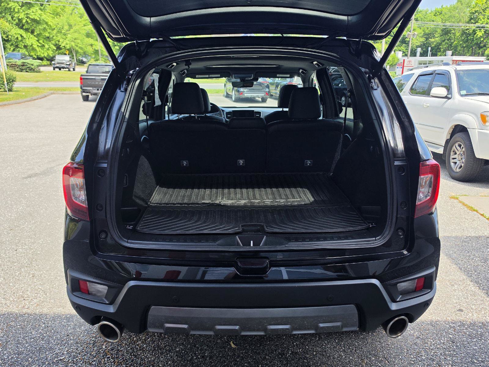 Used 2023 Honda Passport TrailSport image 6