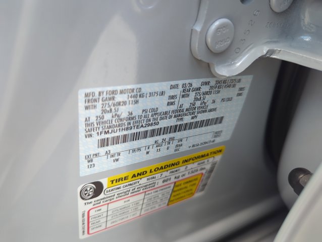 New 2026 Ford Expedition Active RWD image 18