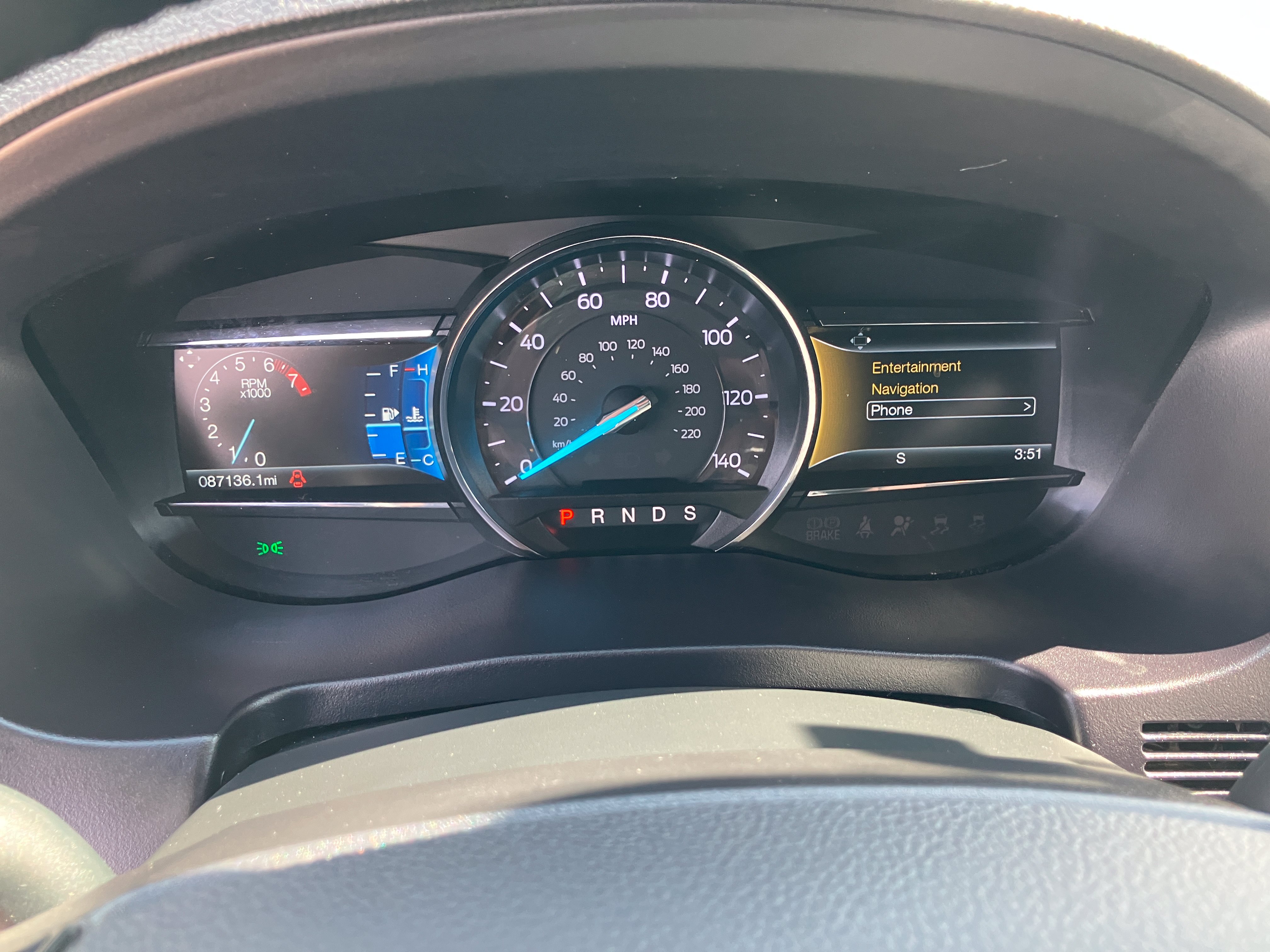 Used 2017 Ford Explorer XLT w/ Equipment Group 202A AWD/4WD image 9
