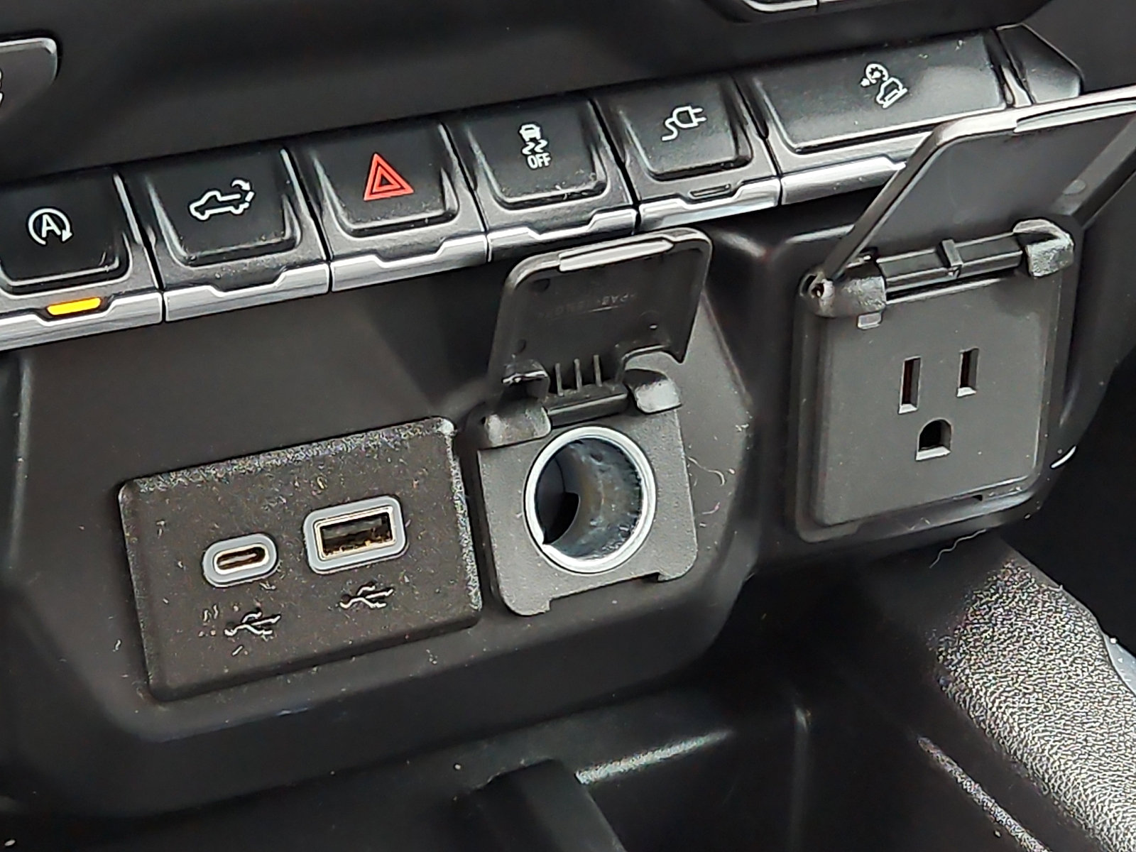 Used 2019 GMC Sierra 1500 AT4 w/ AT4 Premium Package image 24