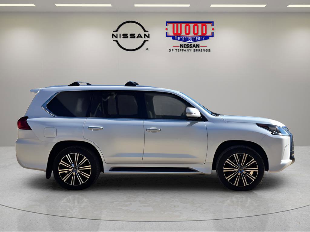 Used 2019 Lexus LX 570 4WD w/ Luxury Package image 3