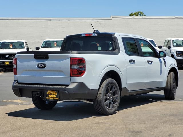 New 2025 Ford Maverick Lariat w/ Black Appearance Package image 4