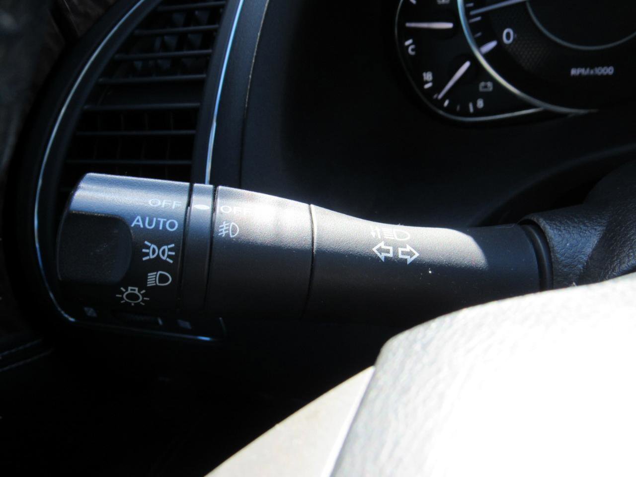 Used 2017 Nissan Armada Platinum w/ Captain Seat Package image 18