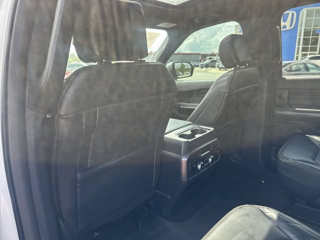 Used 2024 Ford Expedition Platinum AWD/4WD image 25