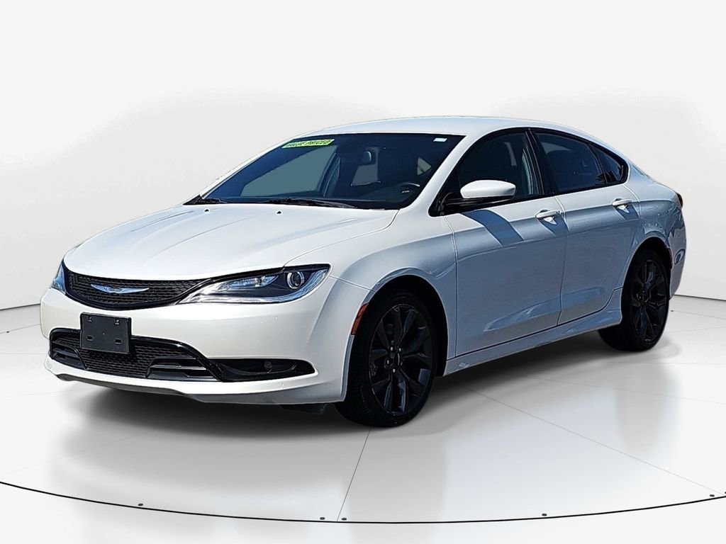 Used 2015 Chrysler 200 S image 9