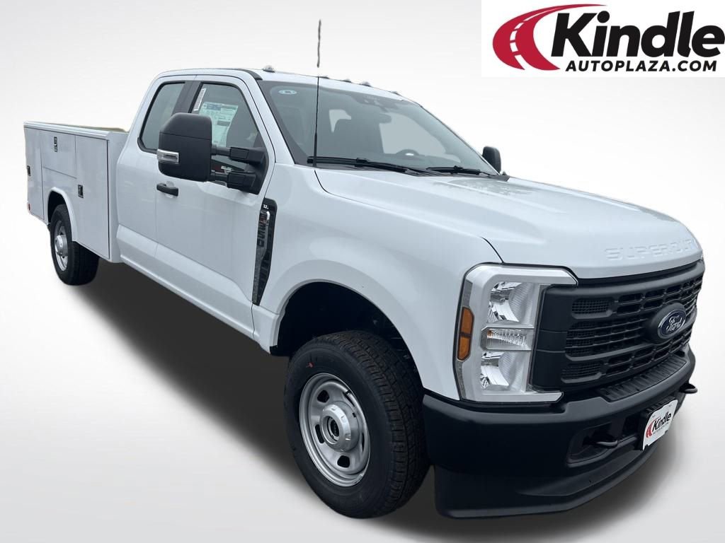 New 2025 Ford F350 XL w/ Snow Plow Prep Package 360° Tour