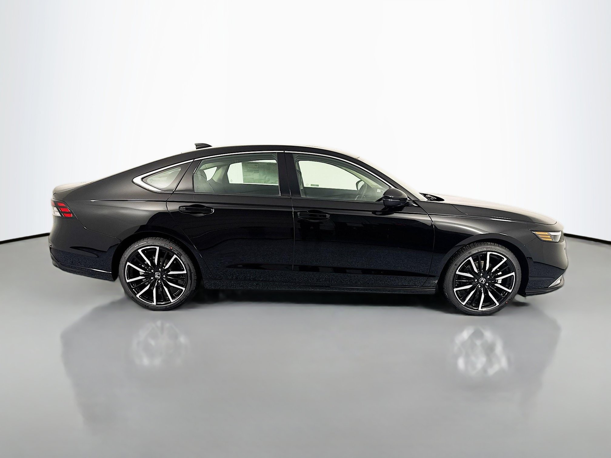New 2026 Honda Accord Touring image 4