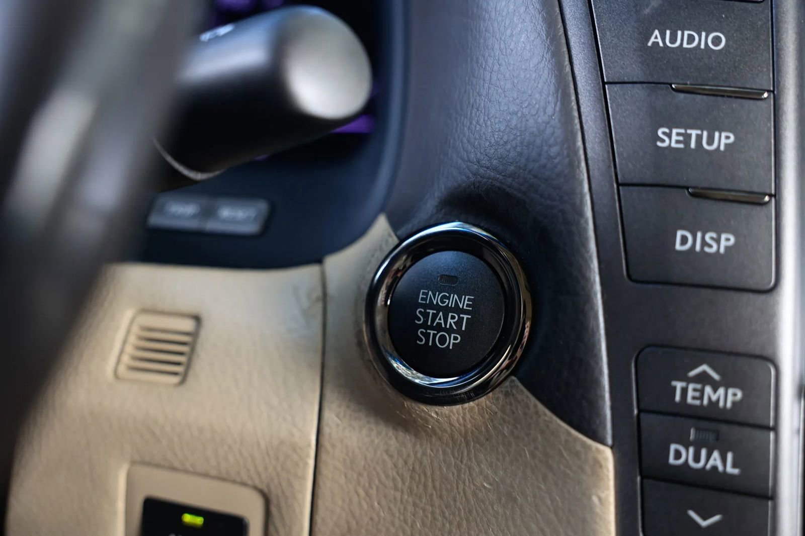 Used 2012 Lexus LS 460 L image 32