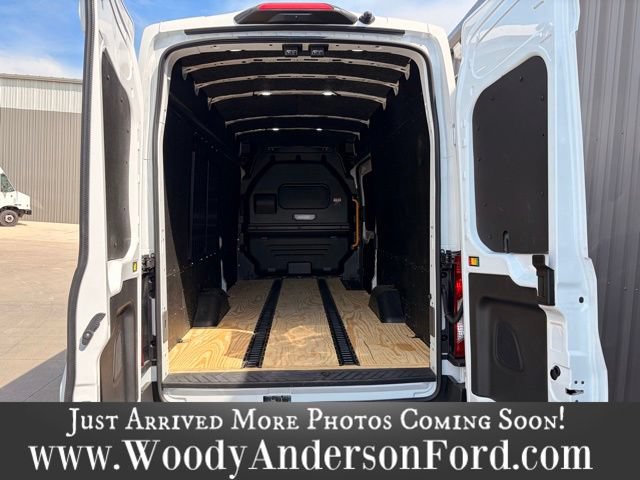 Used 2026 Ford Transit 350 148 High Roof Extended w/ Load Area Protection Package RWD image 6