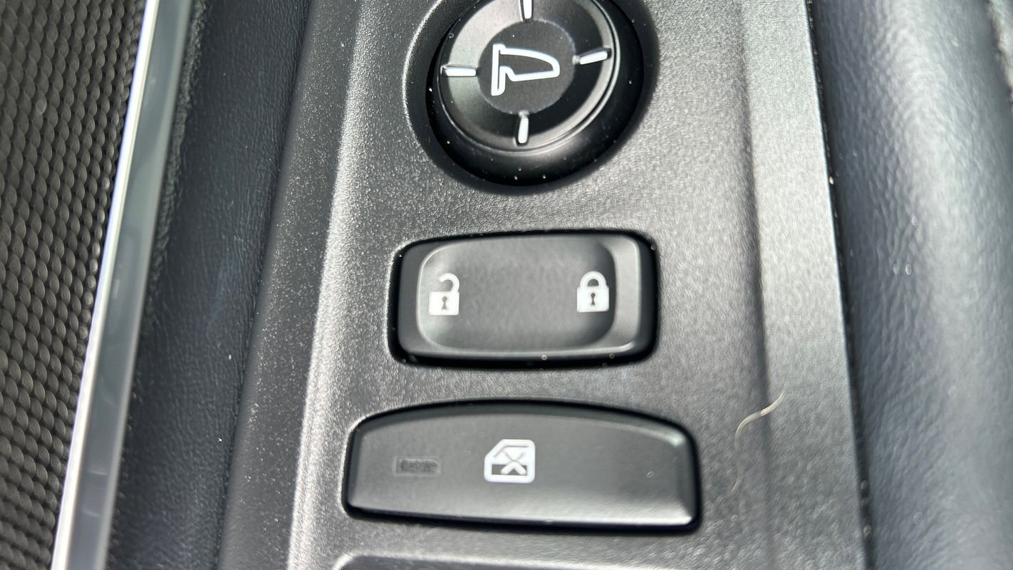 Used 2020 Acura RDX SH-AWD image 32