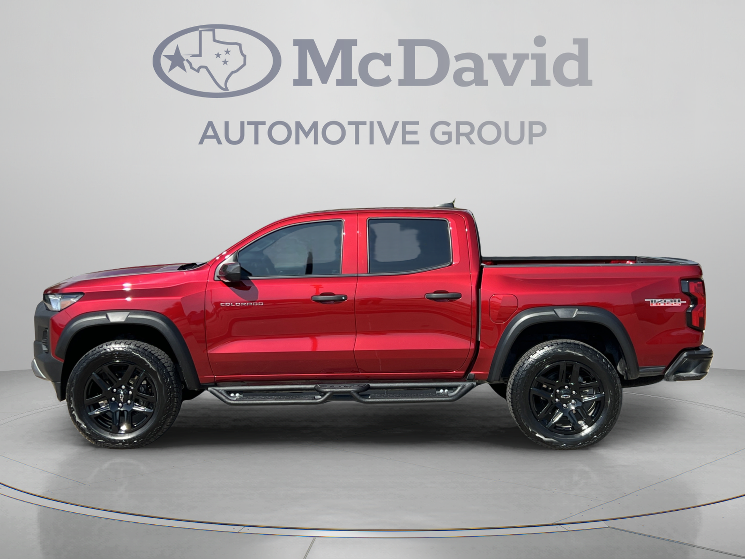 Used 2025 Chevrolet Colorado Trail Boss AWD/4WD image 4