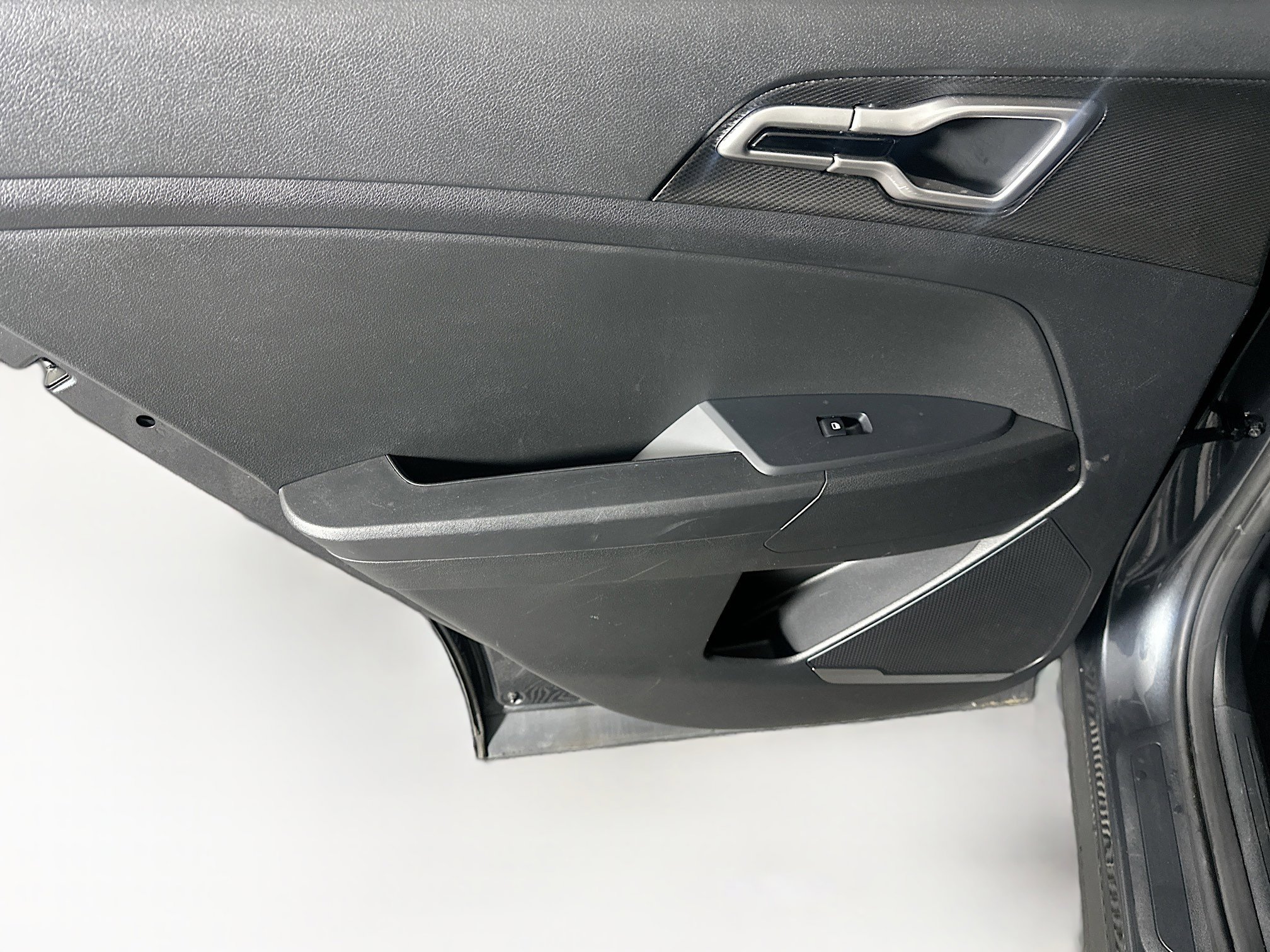 Used 2025 Kia Sportage LX image 25