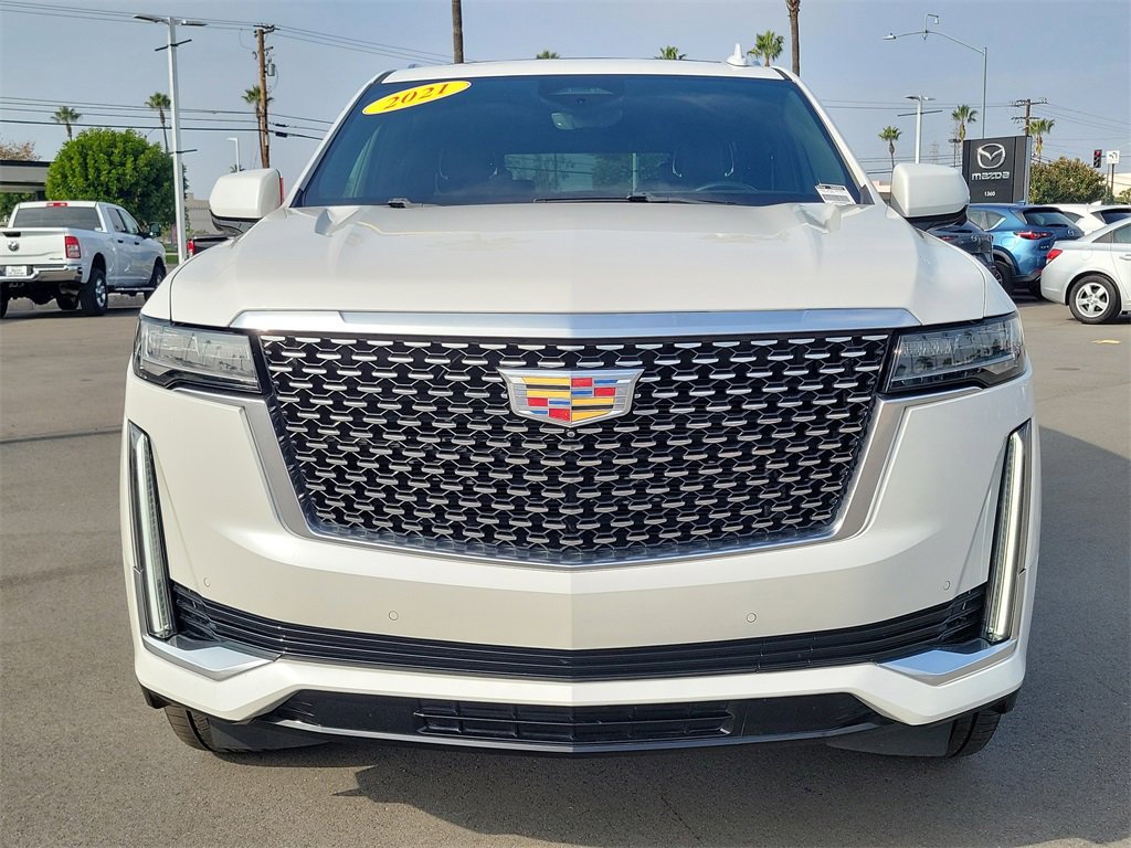 Used 2021 Cadillac Escalade Premium Luxury w/ LPO, Illumination Package image 28