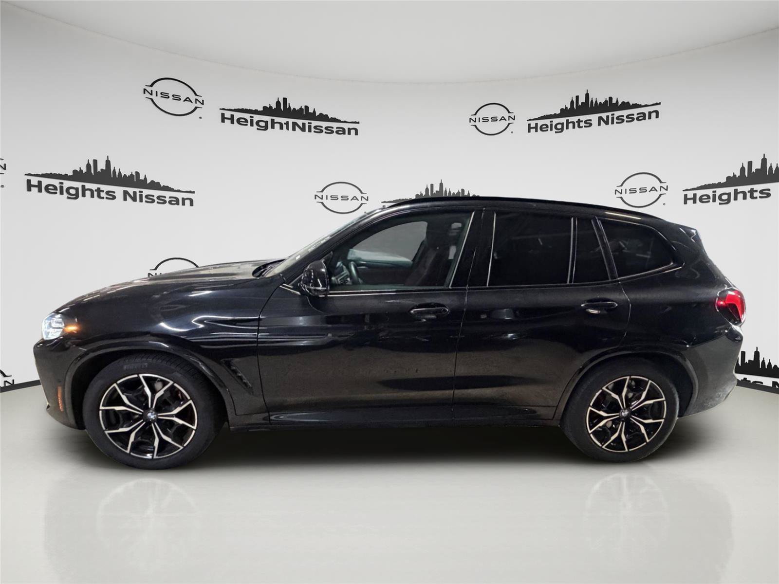 Used 2024 BMW X3 M40i AWD/4WD image 2