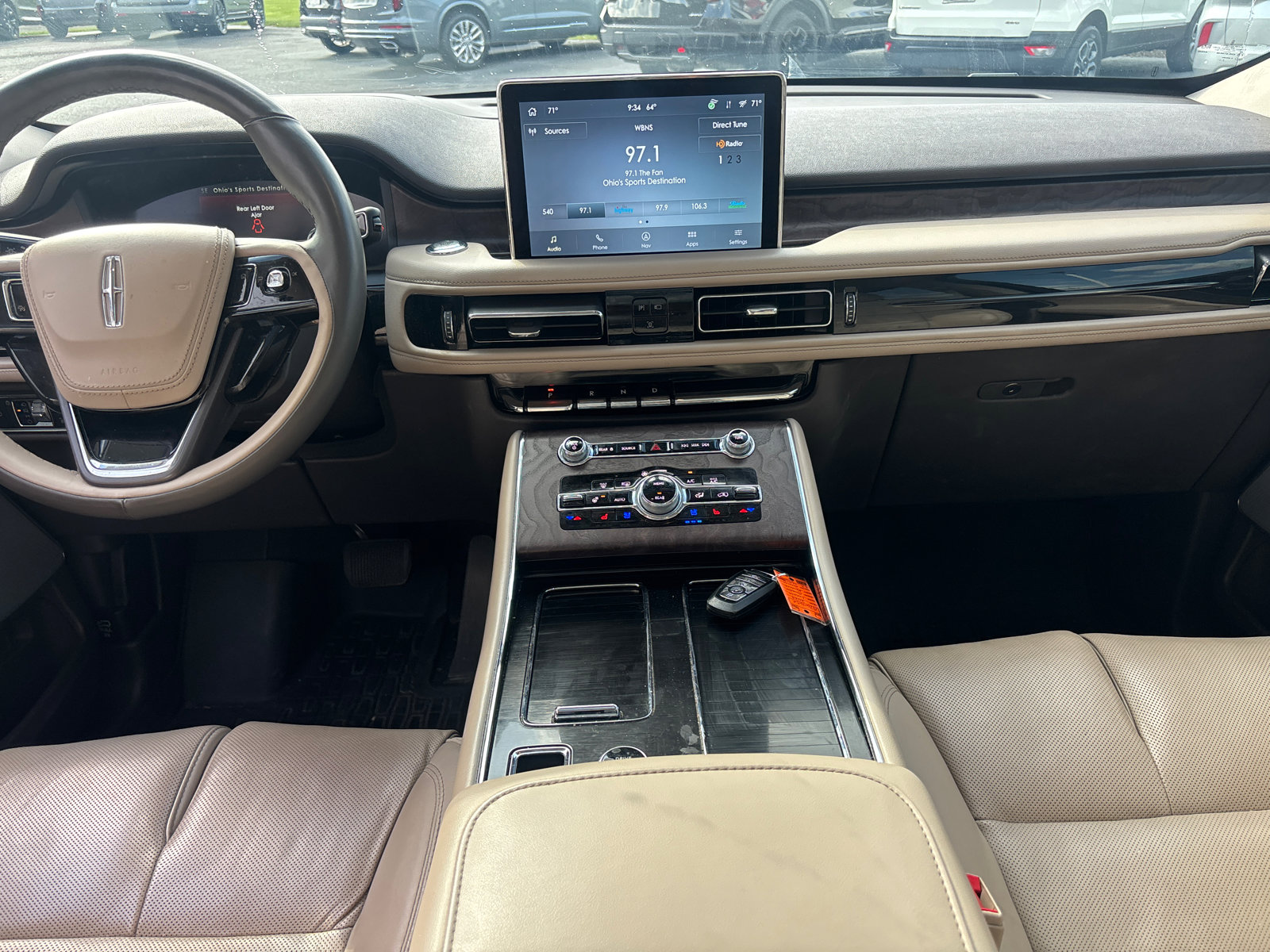 Used 2023 Lincoln Aviator Reserve w/ Equipment Group 201A AWD/4WD image 28