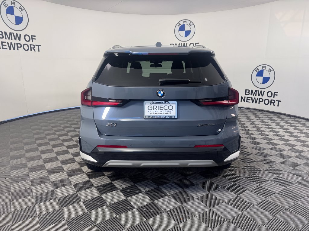 New 2027 BMW X1 xDrive28i AWD/4WD image 7