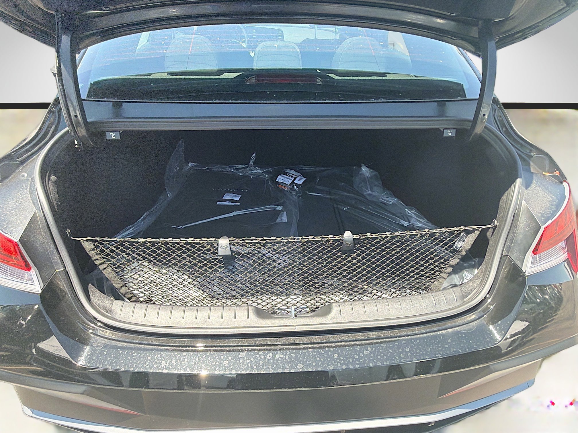 New 2026 Hyundai Elantra SEL Sport Premium FWD image 18